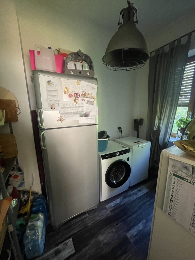 65EA1920-C71E-471D-89F3-15659AD3EC43_1_105_c