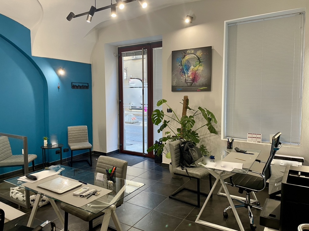 BB8E9CF9-FA8F-437C-9A85-C59CE84460AA_1_105_c