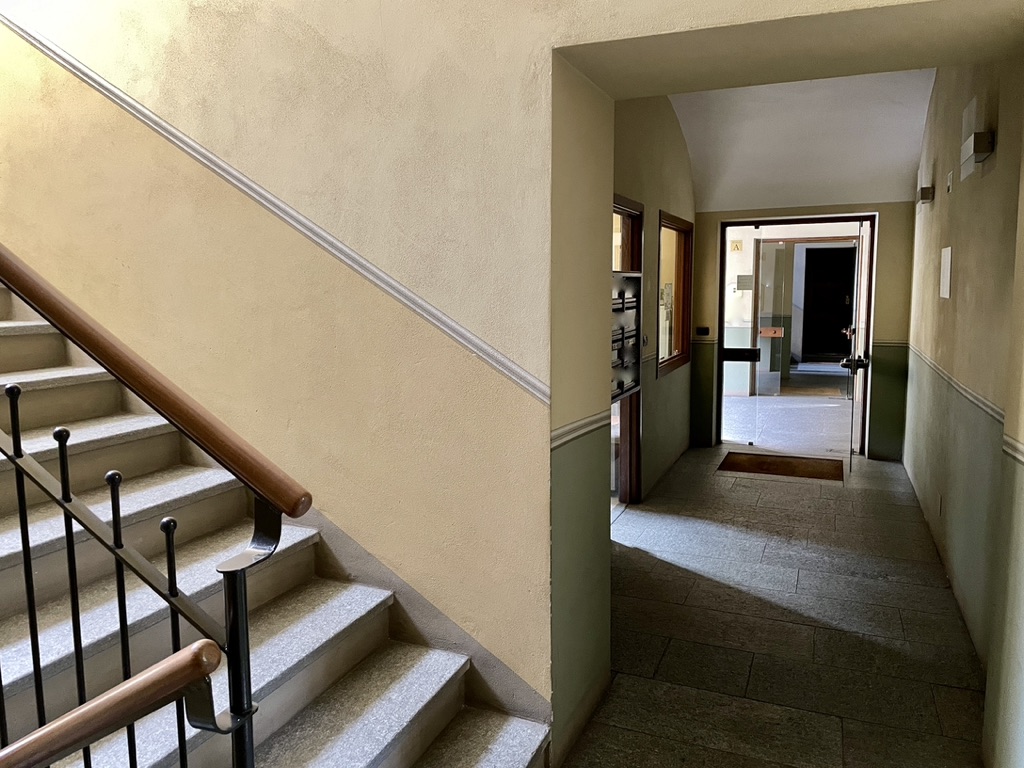 3710E105-C4CA-4612-BC56-611773C75286_1_105_c