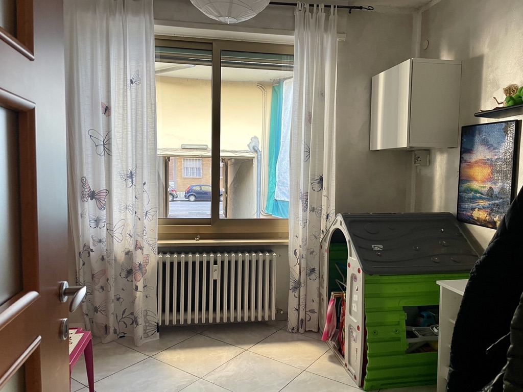 5709E771-E1E9-46F8-BCEE-A697C734D7D3_1_105_c