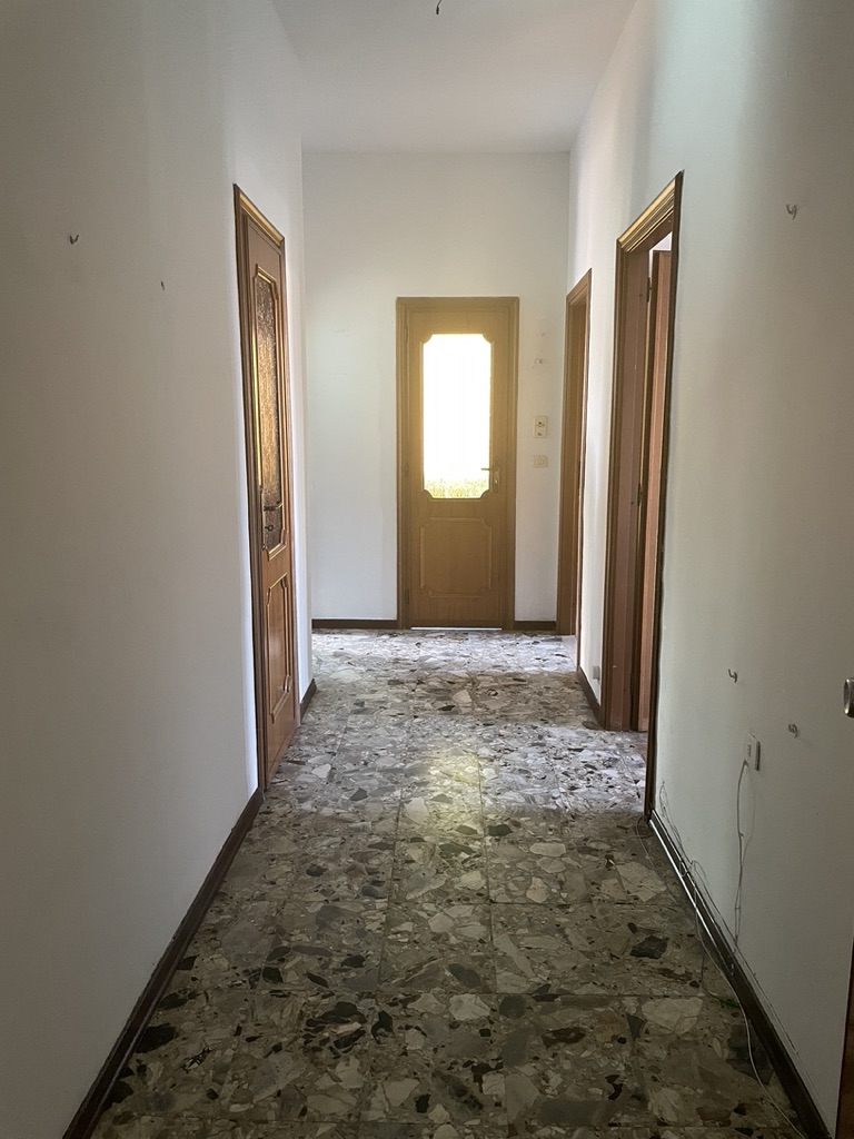 78AC0CA0-D137-41E4-94C9-755C6381DDFD_1_105_c