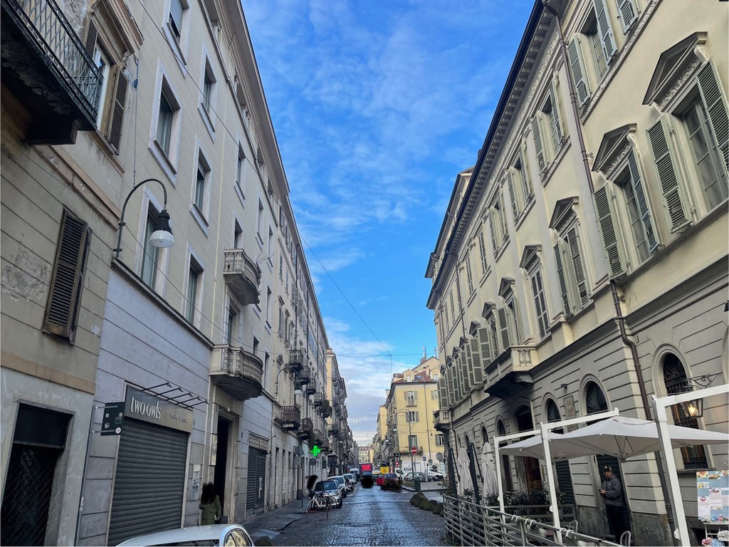 DA04489C-22B0-4675-9BA0-10D41453524C_1_105_c